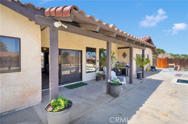 19678 Red Feather Road, Apple Valley, CA 92307