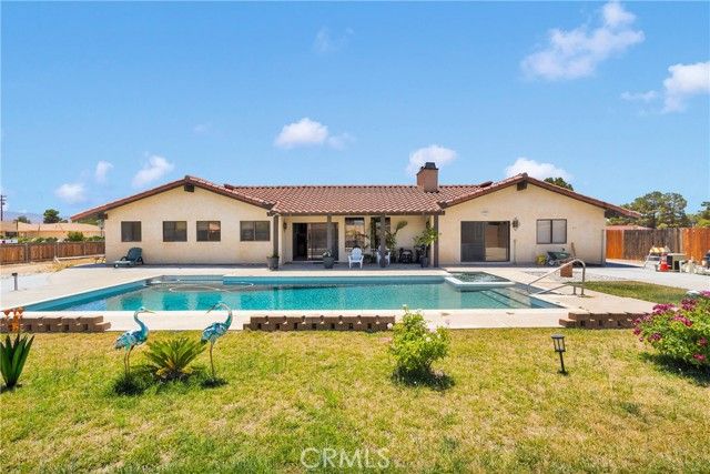 19678 Red Feather Road, Apple Valley, CA 92307