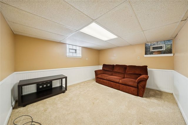 289 Evaline St, Penn Hills, PA 15235