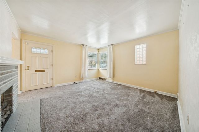 289 Evaline St, Penn Hills, PA 15235