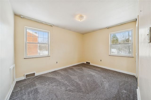 289 Evaline St, Penn Hills, PA 15235