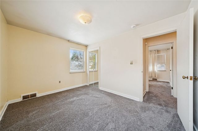 289 Evaline St, Penn Hills, PA 15235