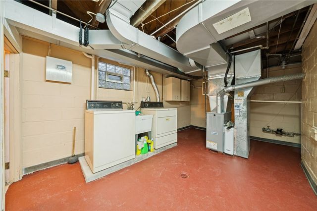 289 Evaline St, Penn Hills, PA 15235