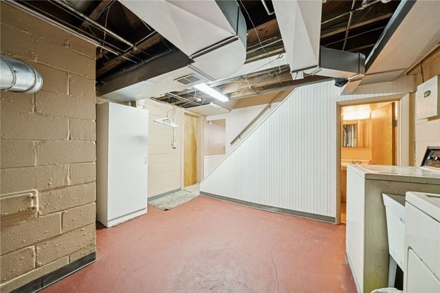 289 Evaline St, Penn Hills, PA 15235