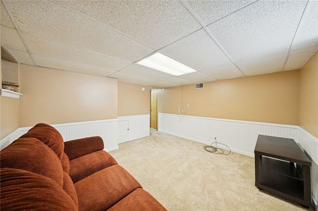 289 Evaline St, Penn Hills, PA 15235