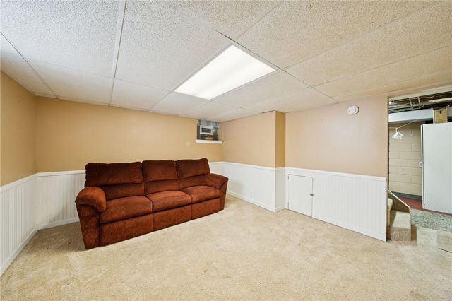 289 Evaline St, Penn Hills, PA 15235