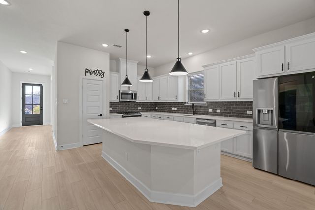 8617 Keeneland Drive, Fort Worth, TX 76120