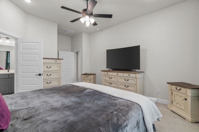 8617 Keeneland Drive, Fort Worth, TX 76120