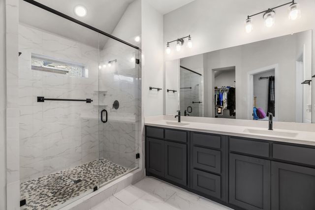 8617 Keeneland Drive, Fort Worth, TX 76120