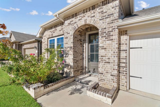 8617 Keeneland Drive, Fort Worth, TX 76120