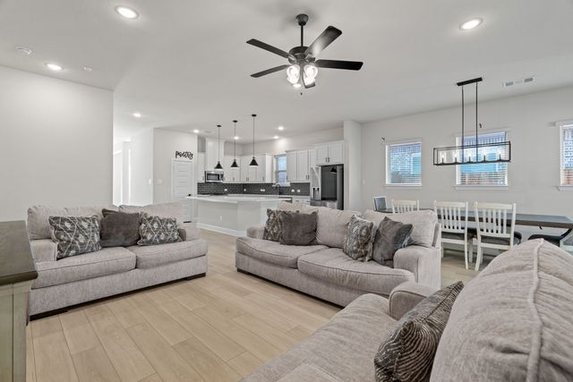 8617 Keeneland Drive, Fort Worth, TX 76120