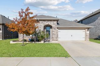 8617 Keeneland Drive, Fort Worth, TX 76120