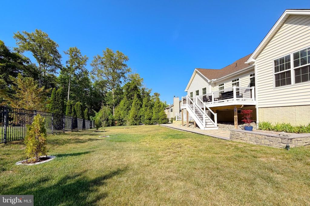 Image 43 of property listing at 45550 HAVENRIDGE ST, California, MD 20619