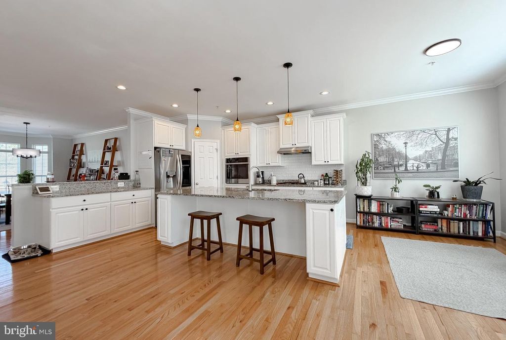 Image 46 of property listing at 45550 HAVENRIDGE ST, California, MD 20619