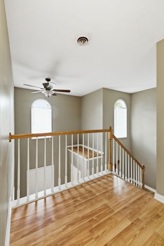 233 Briarcotes Cir, La Vergne, TN 37086