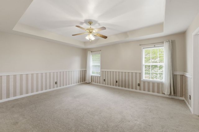 233 Briarcotes Cir, La Vergne, TN 37086
