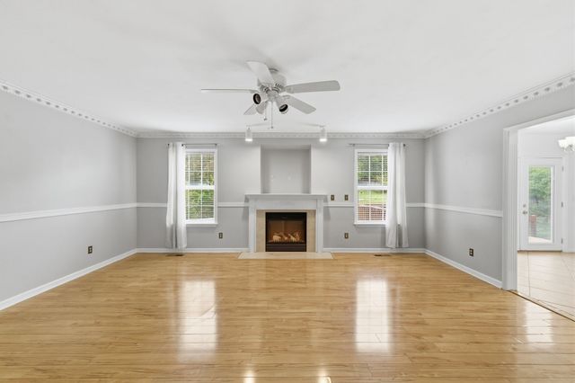 233 Briarcotes Cir, La Vergne, TN 37086
