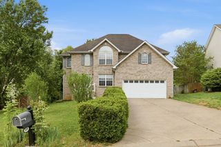 233 Briarcotes Cir, La Vergne, TN 37086