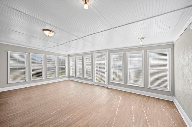 565 Park Center Boulevard, Saginaw, TX 76179