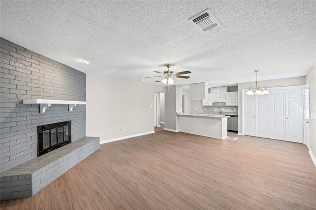 565 Park Center Boulevard, Saginaw, TX 76179