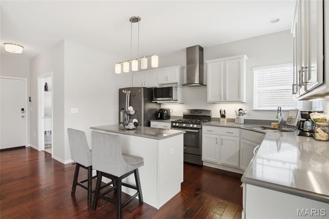 728 Longfellow Drive, O'fallon, IL 62269