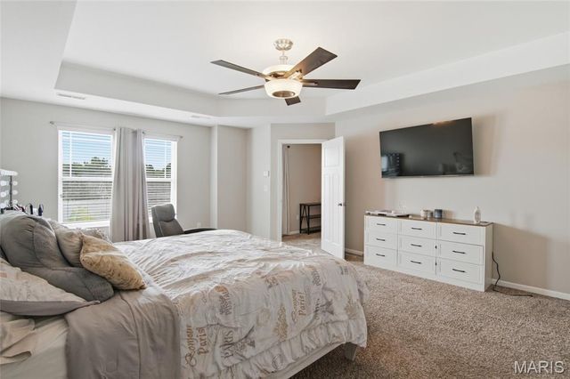 728 Longfellow Drive, O'fallon, IL 62269