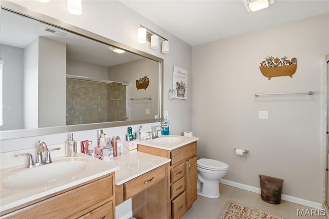 728 Longfellow Drive, O'fallon, IL 62269