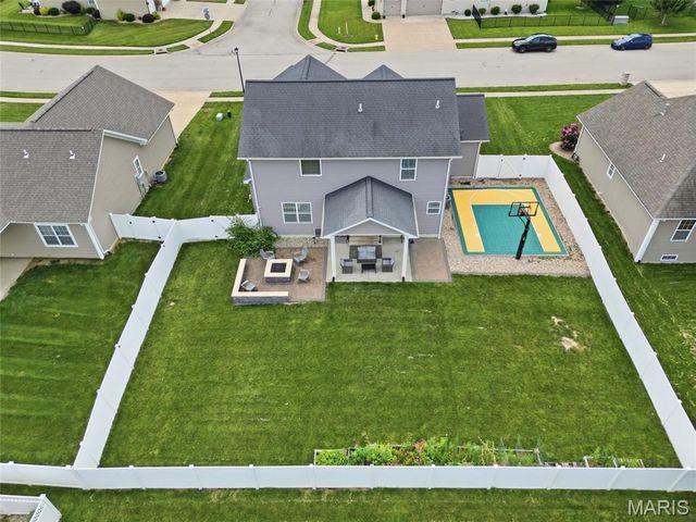 728 Longfellow Drive, O'fallon, IL 62269