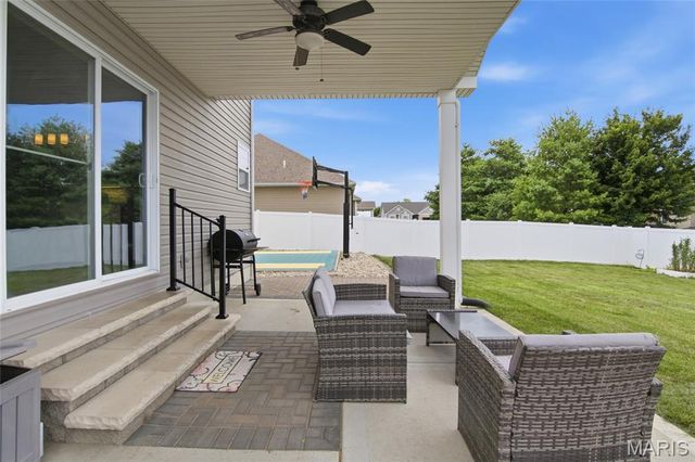 728 Longfellow Drive, O'fallon, IL 62269