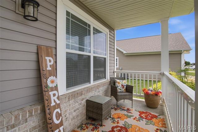728 Longfellow Drive, O'fallon, IL 62269