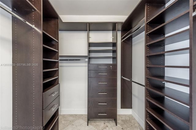 901 BRICKELL KEY BL 2206, Miami, FL 33131