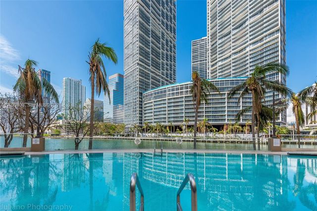 901 BRICKELL KEY BL 2206, Miami, FL 33131