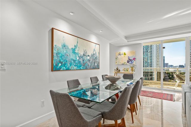 901 BRICKELL KEY BL 2206, Miami, FL 33131