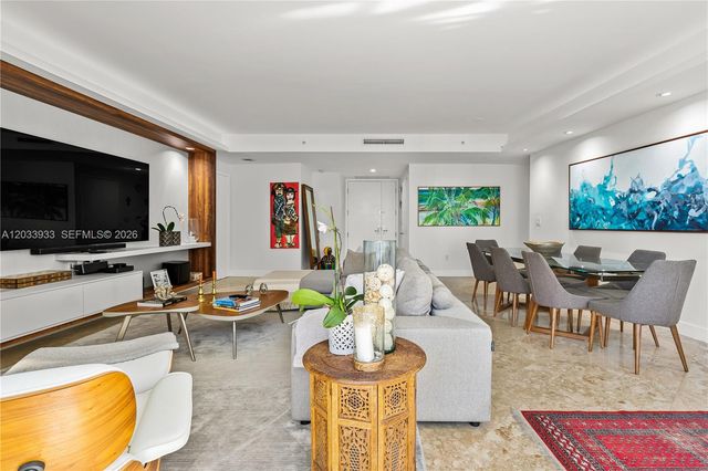 901 BRICKELL KEY BL 2206, Miami, FL 33131