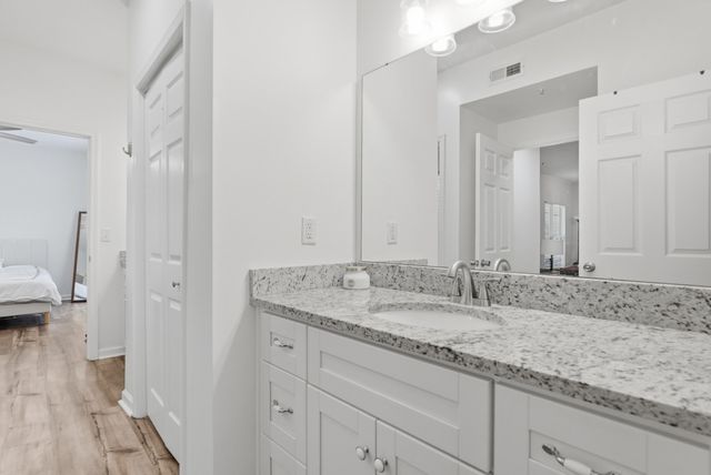 700 Daniel Ellis Drive 8207, Charleston, SC 29412