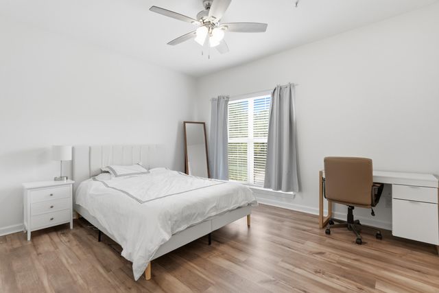 700 Daniel Ellis Drive 8207, Charleston, SC 29412