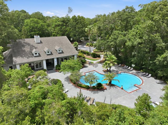 700 Daniel Ellis Drive 8207, Charleston, SC 29412