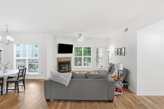 700 Daniel Ellis Drive 8207, Charleston, SC 29412