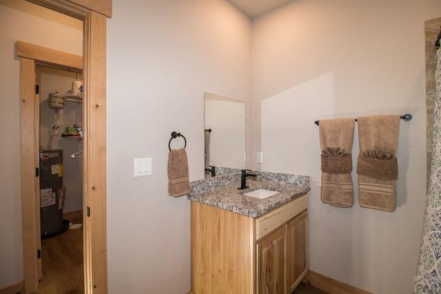 198 High Meadows Dr, Florence, CO 81226