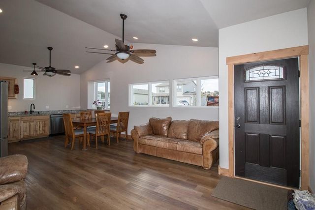 198 High Meadows Dr, Florence, CO 81226