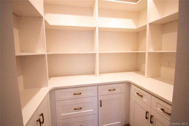 3004 Harbor Street, Baldwin, NY 11510