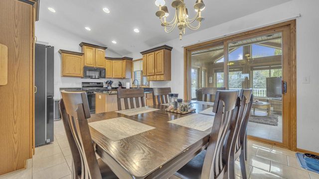4916 White Fox DRIVE, Sheboygan, WI 53081