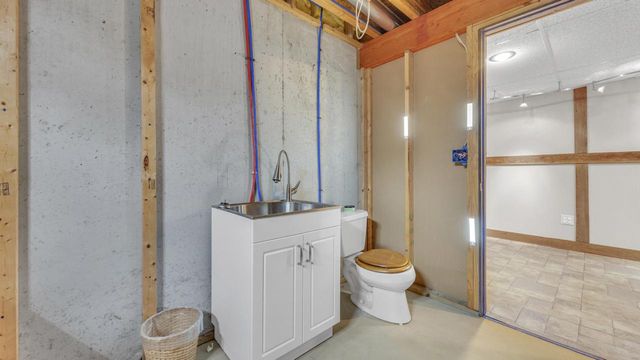 4916 White Fox DRIVE, Sheboygan, WI 53081