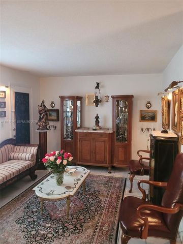 3881 W Flagler St 208, Miami, FL 33134