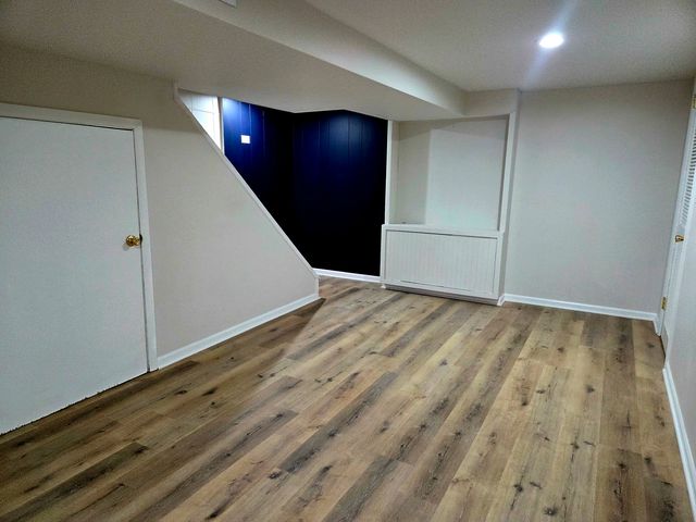 8517 W CARMEN Avenue, Chicago, IL 60656