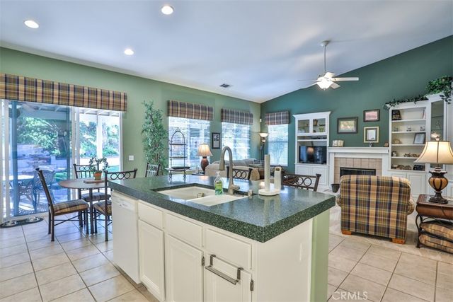 930 Mccall, Corona, CA 92881