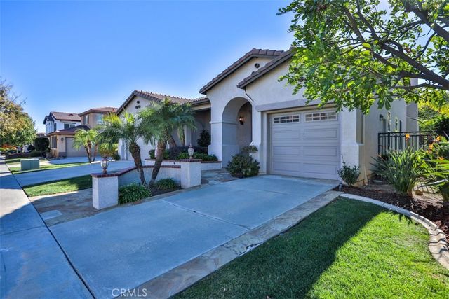 930 Mccall, Corona, CA 92881