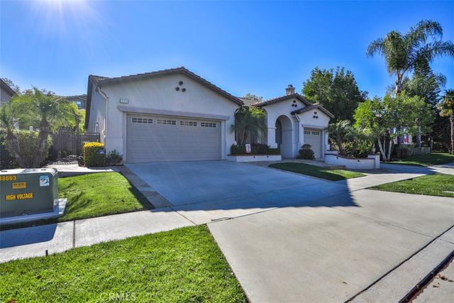 930 Mccall, Corona, CA 92881