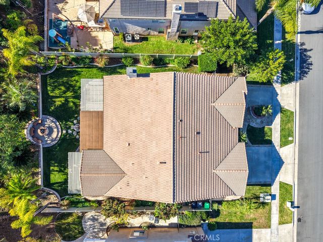 930 Mccall, Corona, CA 92881