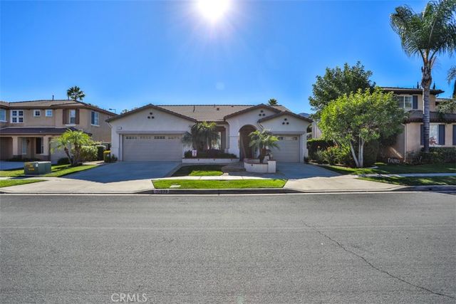 930 Mccall, Corona, CA 92881